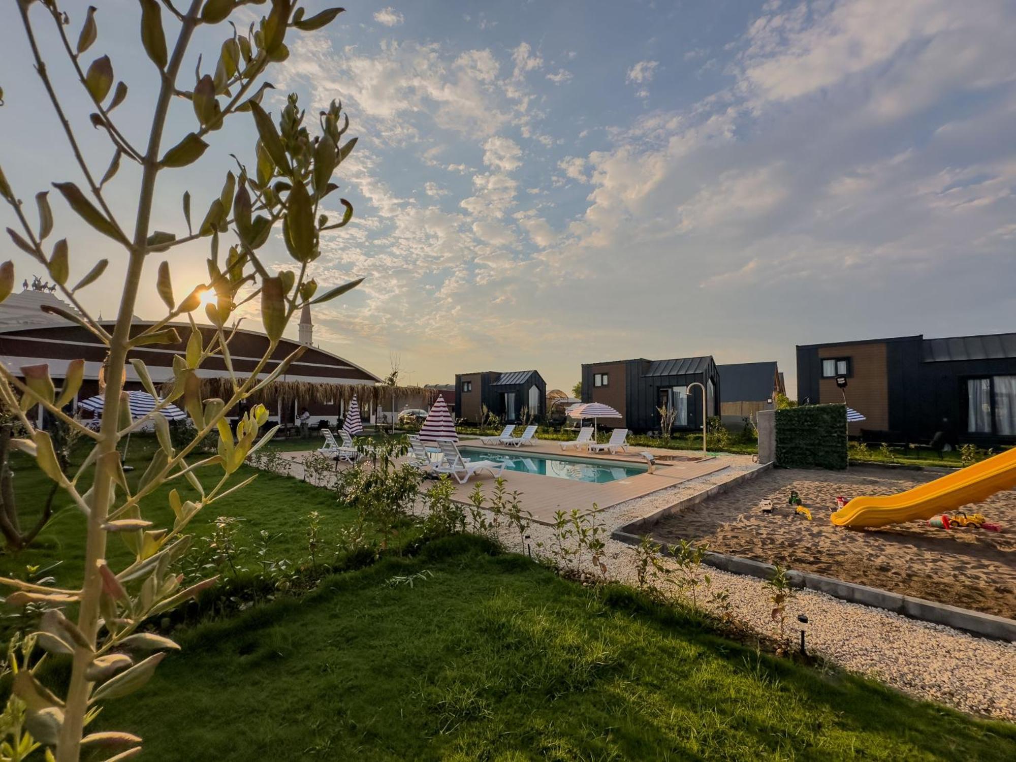 Aparthotel Serenity Village